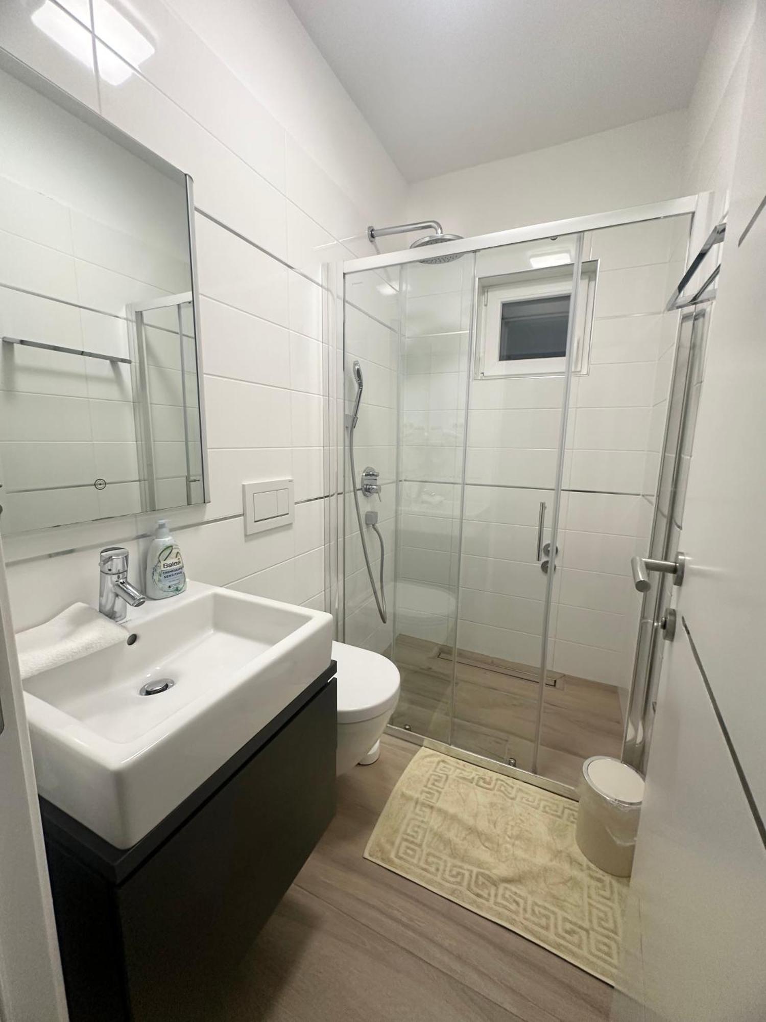 Nikola Apartmani Crikvenica Buitenkant foto